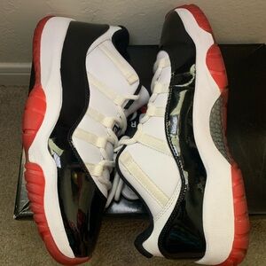 Jordan 11 Bred Concord Low